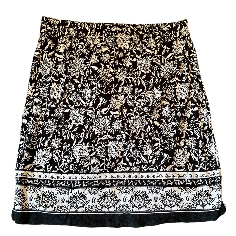 🖤 TALBOTS Skirt